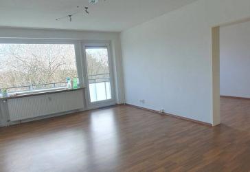 2-Zimmer-Wohnung mit Balkon 5 min zur S-Bahn Halstenbek