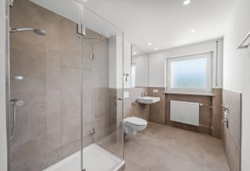 Modernisierte 2-Zi.-Wohnung mit top Grundriss und zwei Balkonen
