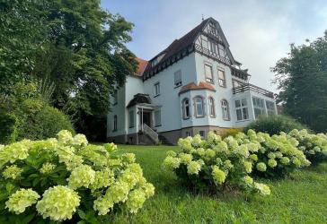 Jugendstilvilla - Wohnen direkt an der Weser