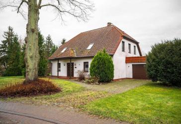 Sehr gepflegtes Einfamilienhaus in ruhiger Lage