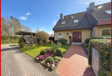 Kompakt, durchdacht, mit kleinem Gartenidyll - ideal für Paare und kleine Familien