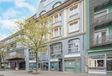Platz für Eleganz und tres chick: mitten in der Innenstadt - Moderne 5 Zimmer Eigentumswohnung
