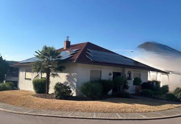 geräumiger Bungalow mit viel Ausbau-Potential