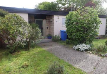 Gepflegter Reiheneckbungalow auf großem Grundstück in begehrter Lage von Nürnberg Langwasser