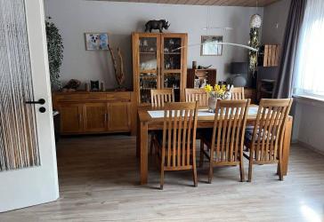 4-Zimmer Whg. mit Dusche u Badewanne - in ruhiger 30er Zone