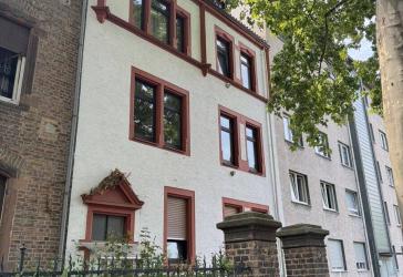 Gepflegtes Mehrfamilienhaus in zentraler Wohnlage