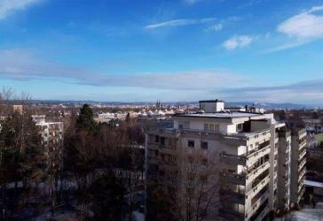 Herrlicher Ausblick! Renovierte 4,5 Zimmer Wohnung!