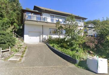 Traumhaftes Einfamilienhaus mit Panoramablick ins Grüne - in begehrter Lage von Herkersdorf-