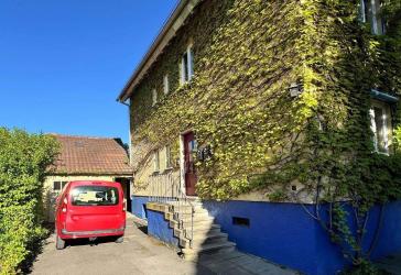Mehrfamilienhaus mit Entwicklungspotenzial - sofort bezugsfähig