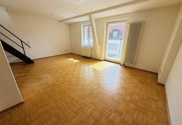 Gepflegte Maisonette-Wohnung mit Balkon
