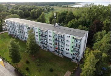 A4RES - Reif für die Insel? Neuwertige 5-R-Whg. mit Balkon + Fahrstuhl in Riems