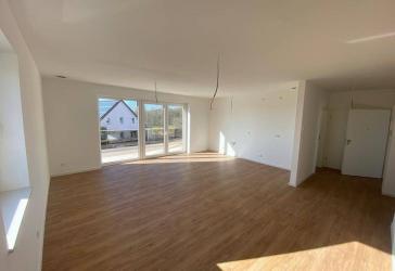 Moderne 3-Zimmer- Wohnung mit Tiefgaragenstellplatz & Balkon - Neubau aus 2022