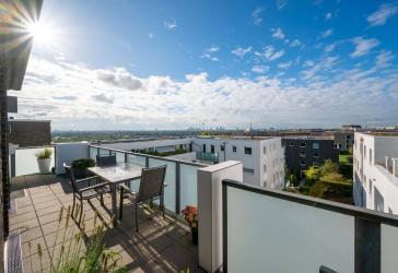 Skylineblick de luxe - 4-Zi-Penthouse mit 3 Top-Außenbereichen Riedberg Quartier Schöne Aussicht