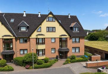 Gepflegte Maisonettewohnung mit TG-Stellplatz in erstklassiger Lage