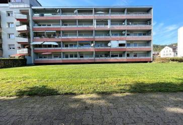 2-Zimmer-Wohnung im 4. OG mit Lift und Tiefgarage in Lörrach