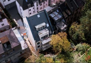 Traumhafte Maisonettewohnung in Baden-Baden mit zwei Balkonen und modernem Wohnkomfort