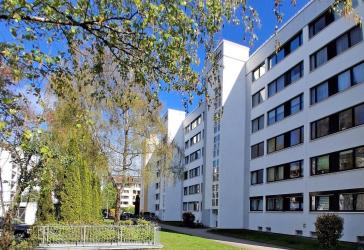 Helle 3-Zimmer Wohnung 70 m2 München Unterhaching mit Balkon Erstbezug nach Vollrenovierung