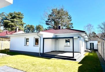 Exklusives Einfamilienhaus im Bungalowstil mit Gästehaus und Smart Home