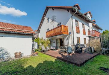 Vorschaubild Reihenendhaus
