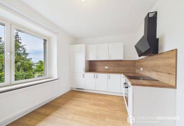 Frisch renovierte 3-Zimmer-Wohnung mit neuer Einbauküche