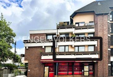 Erstbezug nach Renovierung - barrierefreie 3-Zimmer-Wohnung mit Lift, Balkon und Tiefgarage im Zentrum von Moers