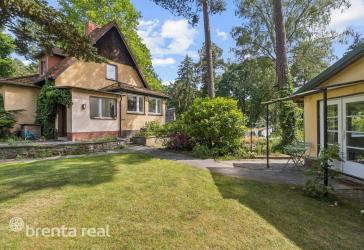 Modernisiertes Einfamilienhaus mit Ferienwohnung am Lehnitzsee