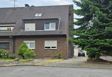3,5-Zimmer-Wohnung mit großem Balkon in ruhiger Top-Lage von Bottrop-Fuhlenbrock