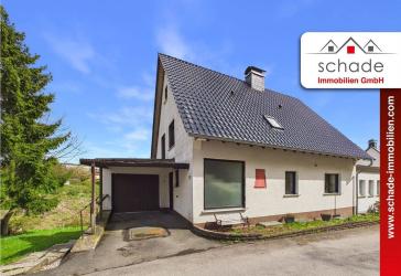 SCHADE IMMOBILIEN - Attraktive Doppelhaushälfte mit modernem Dach und Fenster in grüner Lage!