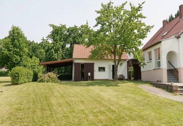 Weitgehend saniertes 6-Zi-Einfamilienhaus auf großem Grundstück!