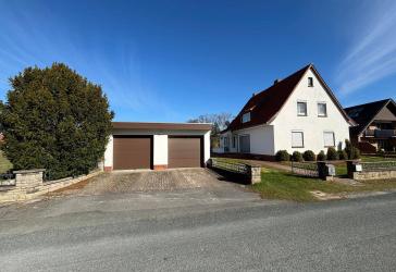 Charmantes Ein-/Zweifamilienhaus in ruhiger Lage