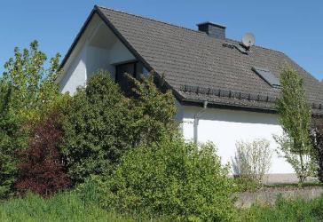Einzigartiges repräsentatives Architektenhaus in Fischbeck mit Garage, Garten und Einbauküche!