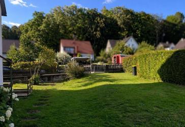 Familienfreundliche DHH mit großem Garten, Wintergarten & Garage in ruhiger Lage von Krumbach
