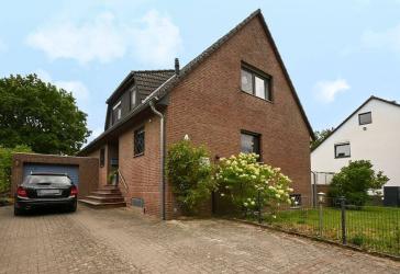 Großzügiges Einfamilienhaus mit Kamin, Sauna und Terrasse in Mellendorf