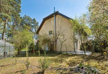 Familienglück im Grünen: Charmantes Reihenendhaus mit Sauna & Kamin in Glienicke/Nordbahn