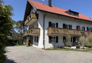 Bad Kohlgrub - Erdgeschoss Wohnung mit großer Terrasse