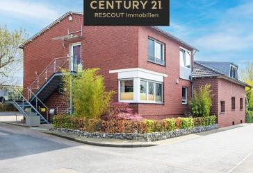 C21-Freistehendes Einfamilienhaus mit Einliegerwohnung