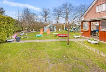 Ruhiges Wohnen mit Perspektive. Einfamilienhaus mit Einliegerwohnung