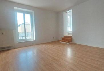 Ideal für Paare: 3-R-Wohnung mit großem Esszimmer, Balkon & Home-Office im 3. OG