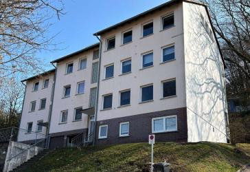 Kapitalanleger aufgepasst: Vermietete 3-Zimmer-Wohnung mit Balkon & Garage in Coburg