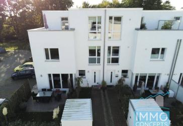 Attraktive Kapitalanlage in Quickborn - Modernes Stadthaus, langfristig vermietet