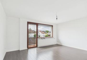 Großzügige 5-Zimmer-Wohnung auf zwei Ebenen in ruhiger Sackgasse Nürnberg-Reichelsdorf