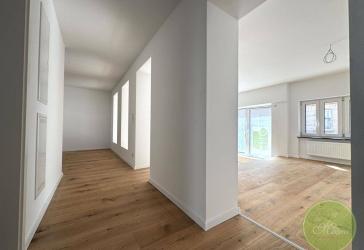 * DIE Maisonette-Wohnung * frisch saniert * ü. 130 qm * 4 Zi.* Balkon + Terrasse + Garten * Fürth *