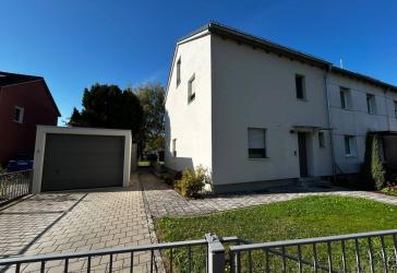 Vorschaubild Reihenendhaus