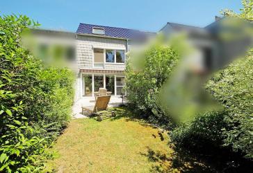 *Viel Platz für die Familie* Modernisiertes RMH mit 2 Bädern, EBK und Einzelgarage in Bestlage von Neubiberg