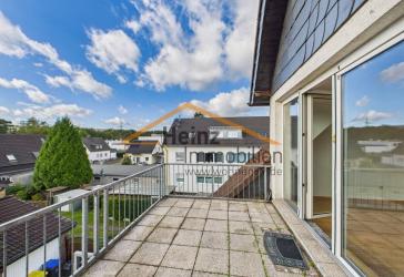 Moderne 4-Zimmer-Maisonettewohnung in guter Lage von Bergisch Gladbach Heidkamp!!!