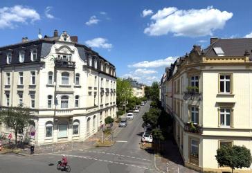 Wohnen in Bestlage - Durchdacht geschnittene 2-Zimmer-Wohnung mit Balkon, Aufzug und Tiefgarage!