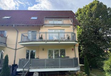 CORDULA IMMOBILIEN Eigentumswohnung mit Einbauküche, Balkon, 2 Tiefgaragenstellplätze zu verkaufen CORDULA 59