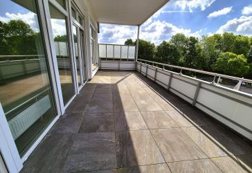 TOP Wohnung mit einer großzügigen Terrasse