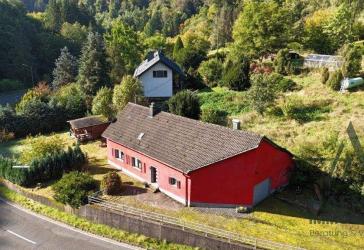 Charmantes Eifelhaus mit Geschichte, Natur und Potenzial