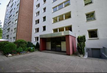 'LEERE 3 ZIMMERWOHNUNG AUF EINEM ERBPACHTGRUNDSTÜCK